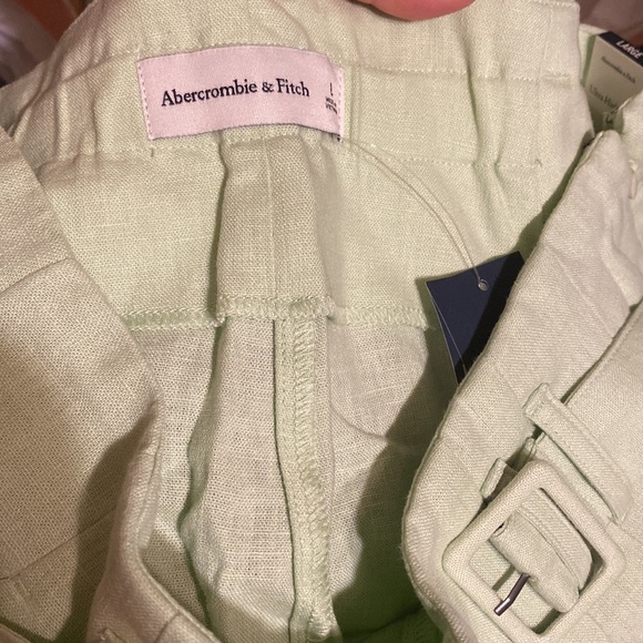 Abercrombie Linen Belted Shorts - Picture 5 of 5